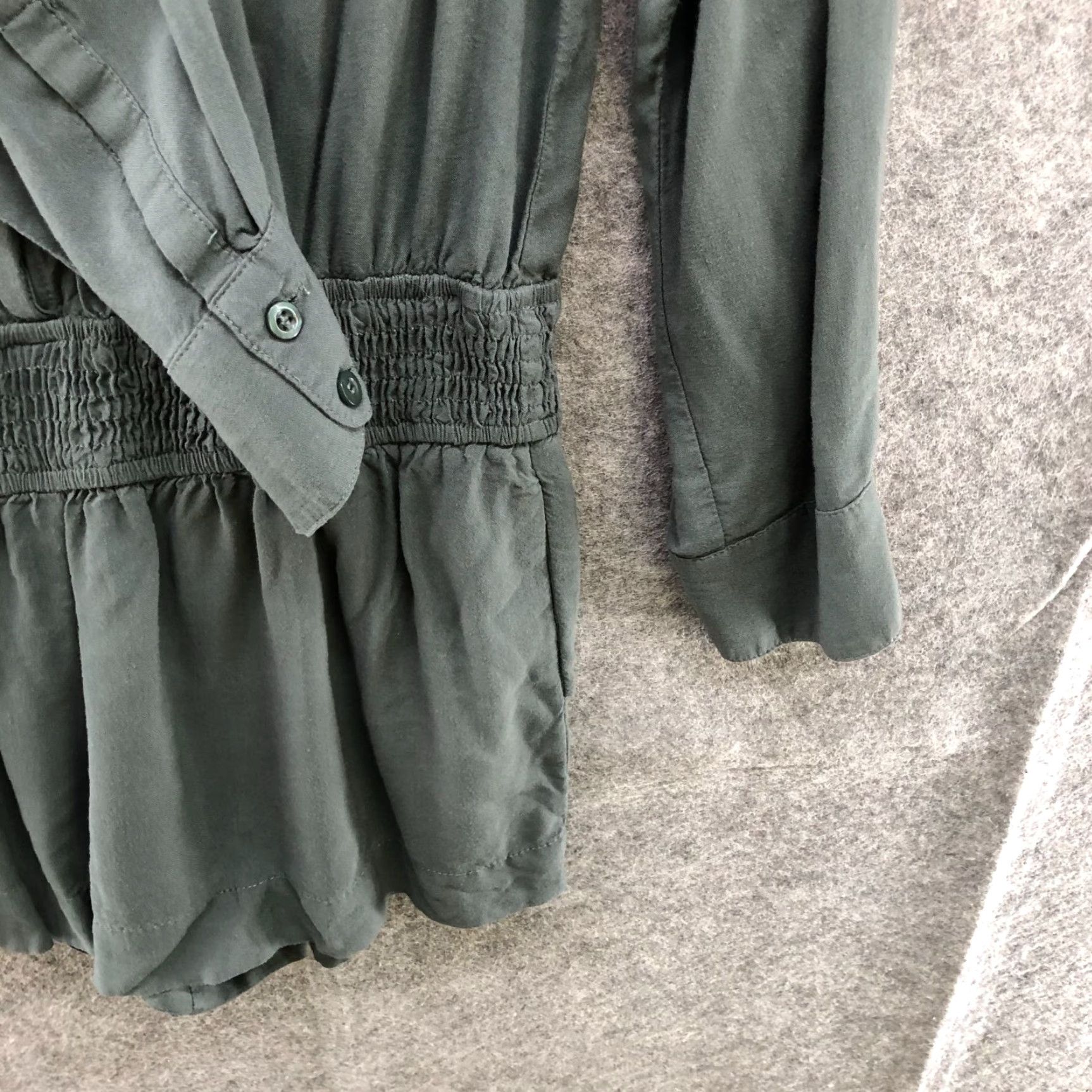 BCBGeneration VINTAGE BCBGeneration Romper Women's S Long Sleeve Collared Button Front Bohemian Green Rayon Utility Spring Summer Size S / US 4 / IT 40 - 5 Thumbnail