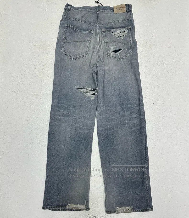 Balenciaga Balenciaga size S 3D Printed Destroyed Digital Print Cotto Size US 27 - 2 Thumbnail
