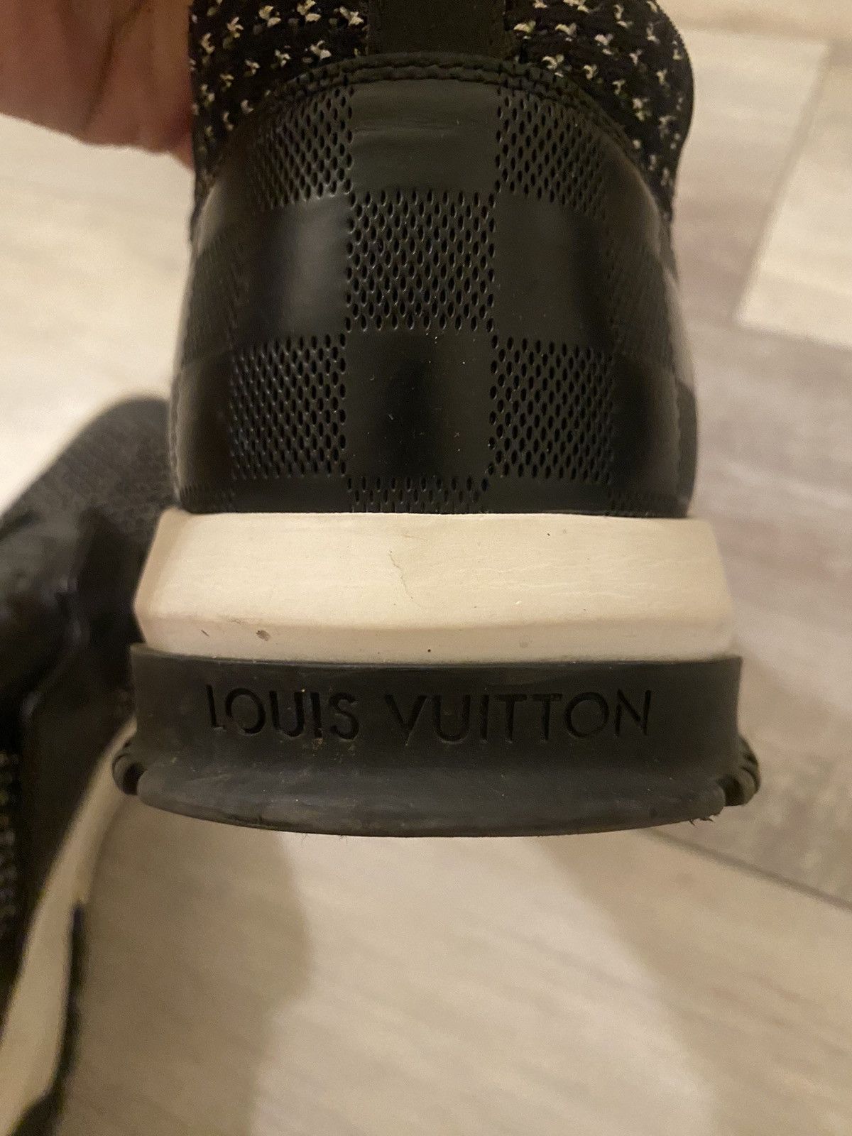 Louis Vuitton Louis Vuitton Laceless Fuel Power Sneaker VINTAGE UNRELEASED Size US 10 / EU 43 - 4 Thumbnail