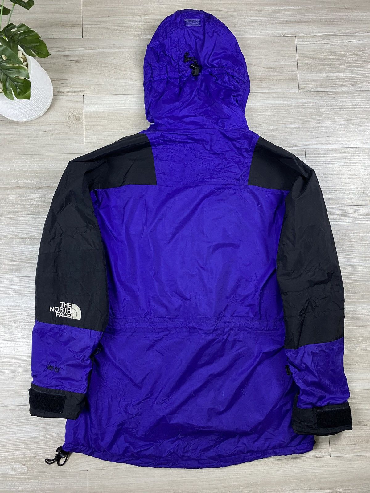The North Face VINTAGE THE NORTH FACE GORE TEX PURPLE JACKET Size US M / EU 48-50 / 2 - 11 Thumbnail