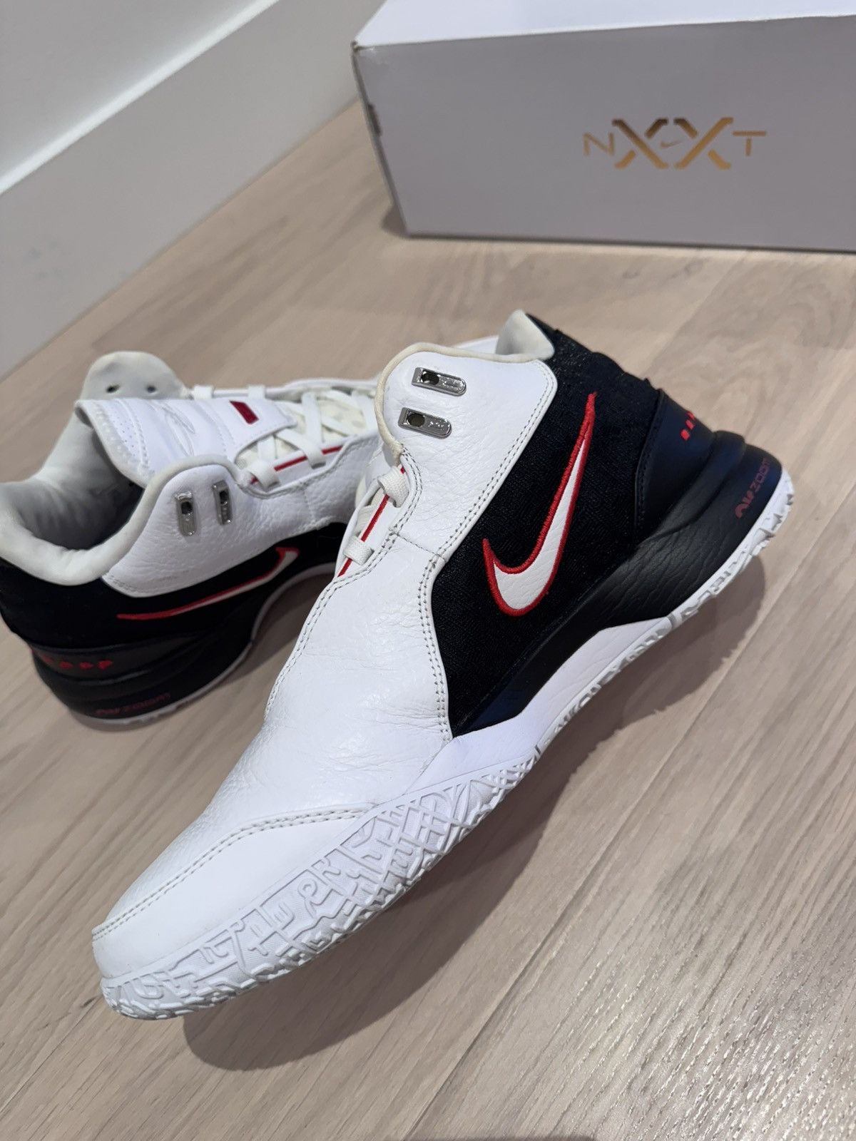 Nike Nike Zoom LeBron Nxxt Gen AMPD First Game 9.5 Size US 9.5 / EU 42-43 - 4 Thumbnail