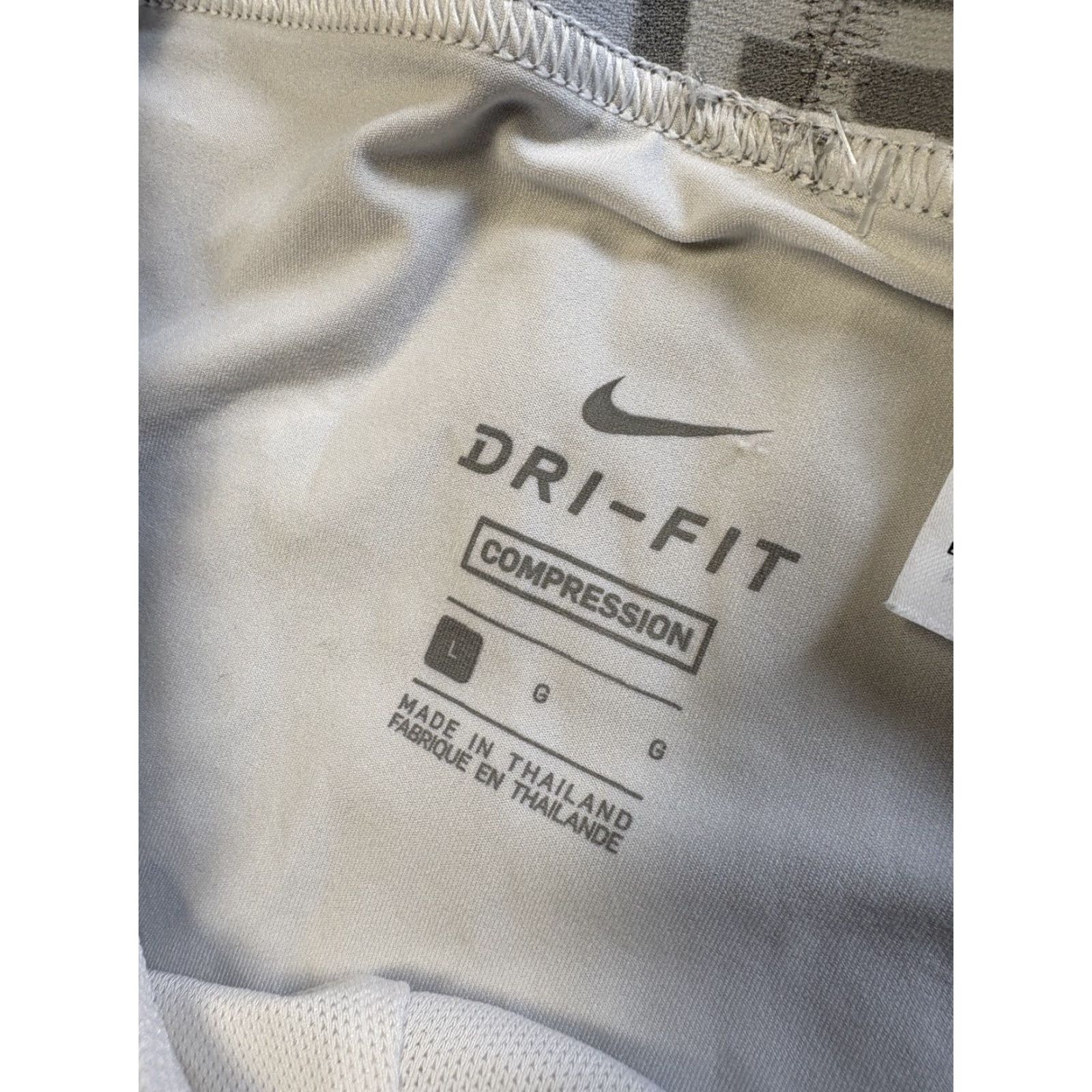 Nike Nike Pro Combat Compression Pants Mens Large White Capri Size US 33 - 6 Thumbnail