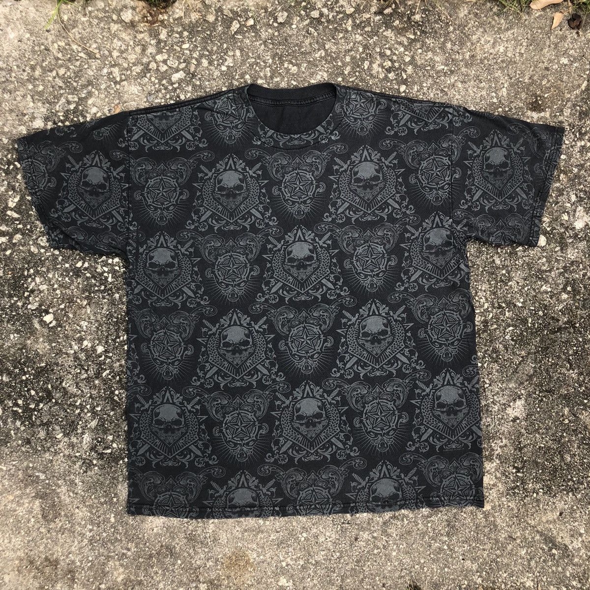 image of Print All Over Me x Soulland Skull Full Print Vintage Y2K Com San Diego Ca in Black, Men's (Size XL