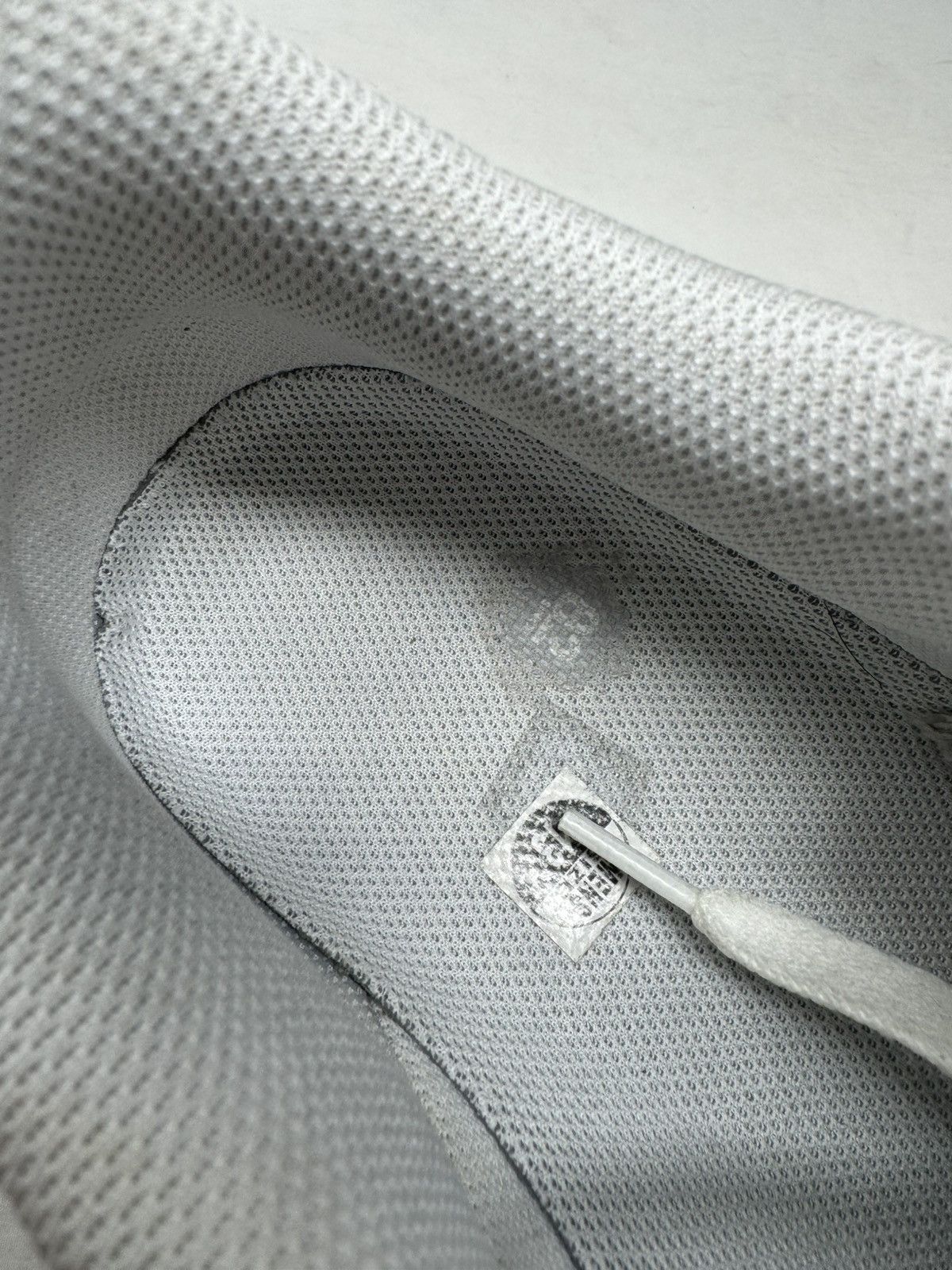 Nike Nike Air Force 1 Low 07 Triple White Size US 13 / EU 46 - 7 Thumbnail