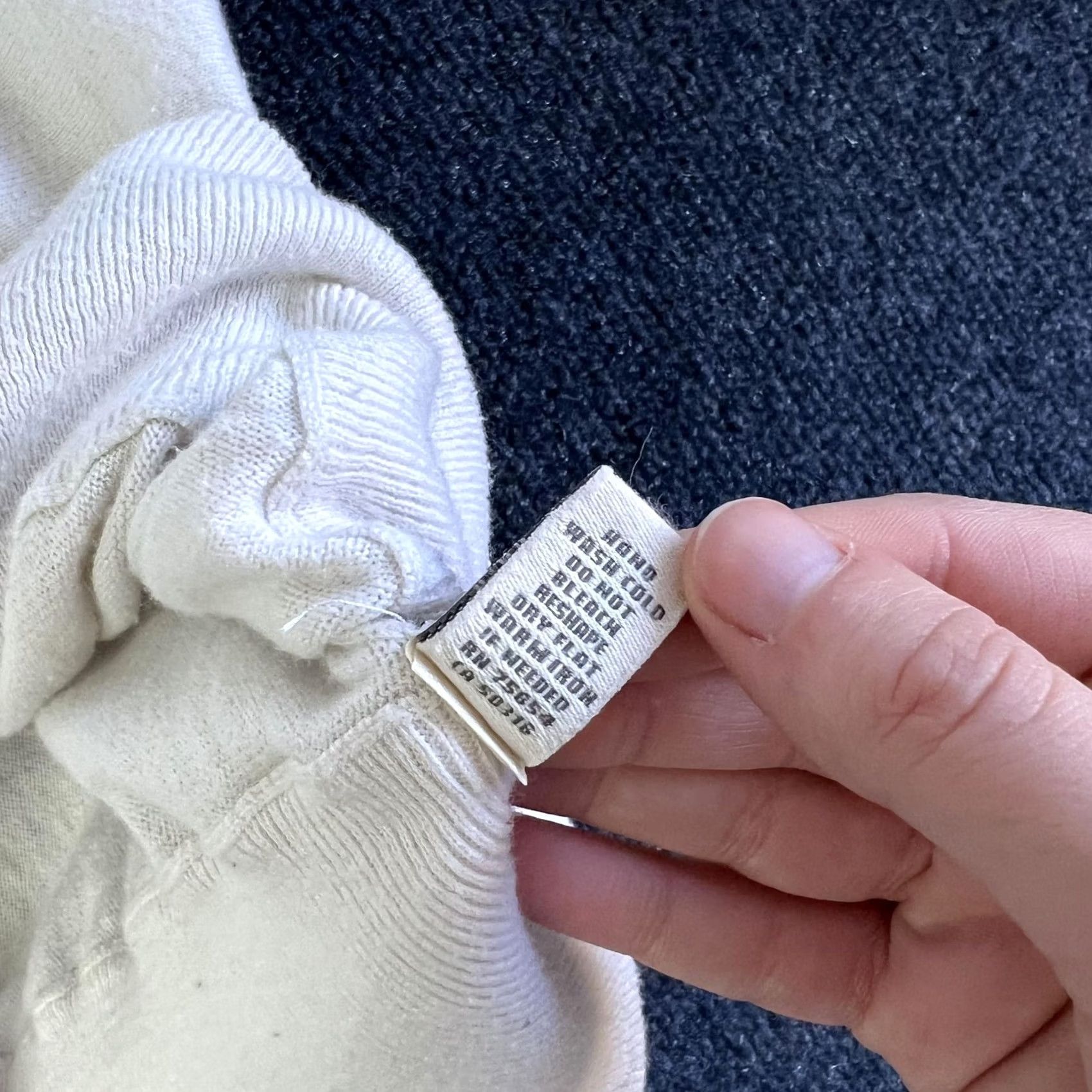 Abercrombie & Fitch Abercrombie & Fitch Cardigan Womens Medium White Button Front Knit V-Neck 3/4 Sleeve Sweater Size M / US 6-8 / IT 42-44 - 4 Thumbnail