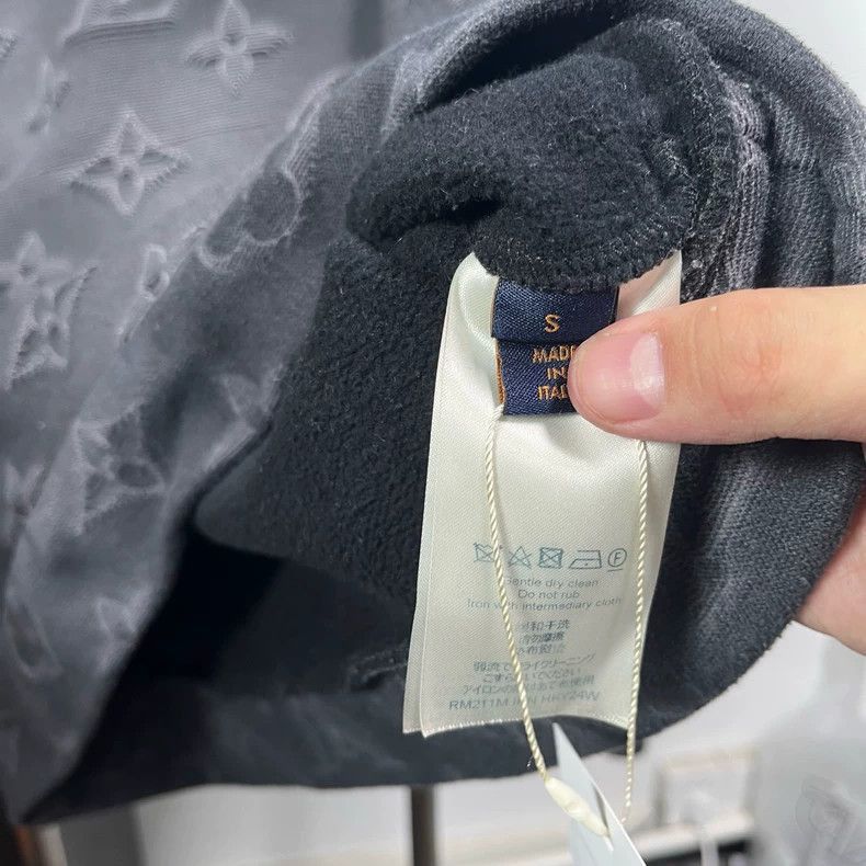 Louis Vuitton Louis Vuitton thermal hoodie-2508 Size US S / EU 44-46 / 1 - 4 Thumbnail