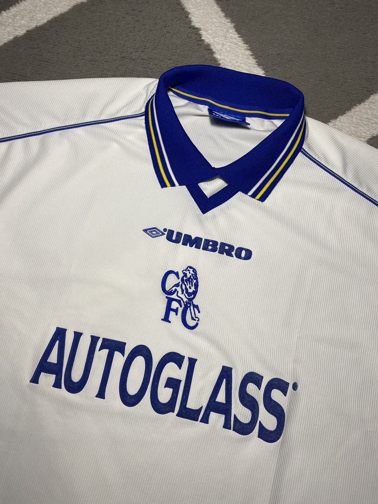 Umbro × Vintage Vintage 1999-00 Umbro Chelsea FC Football Soccer Jersey Tee Size US XL / EU 56 / 4 - 3 Thumbnail