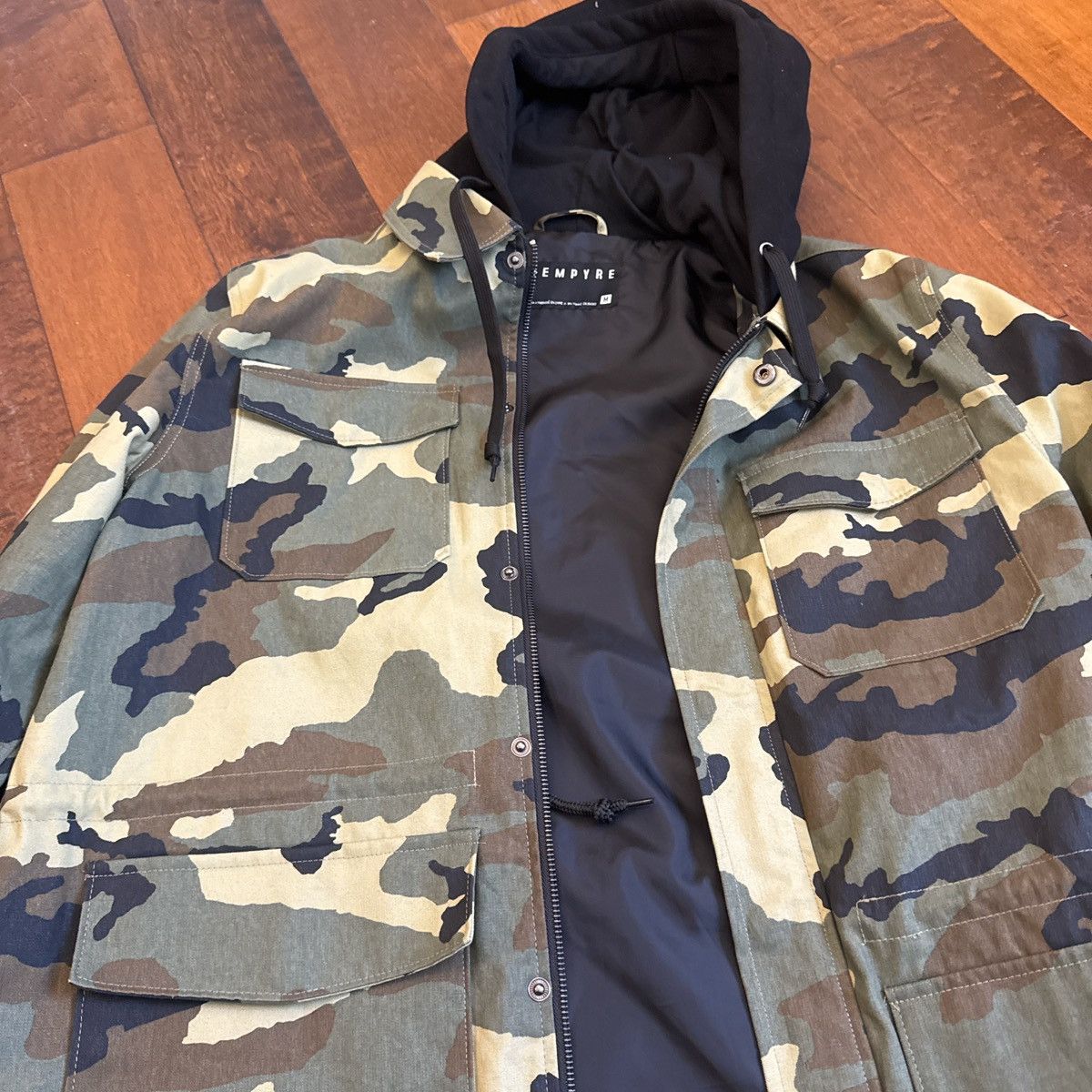 Empyre Empyre Camouflage Hooded snowboard Jacket Size Medium. Size US M / EU 48-50 / 2 - 5 Thumbnail