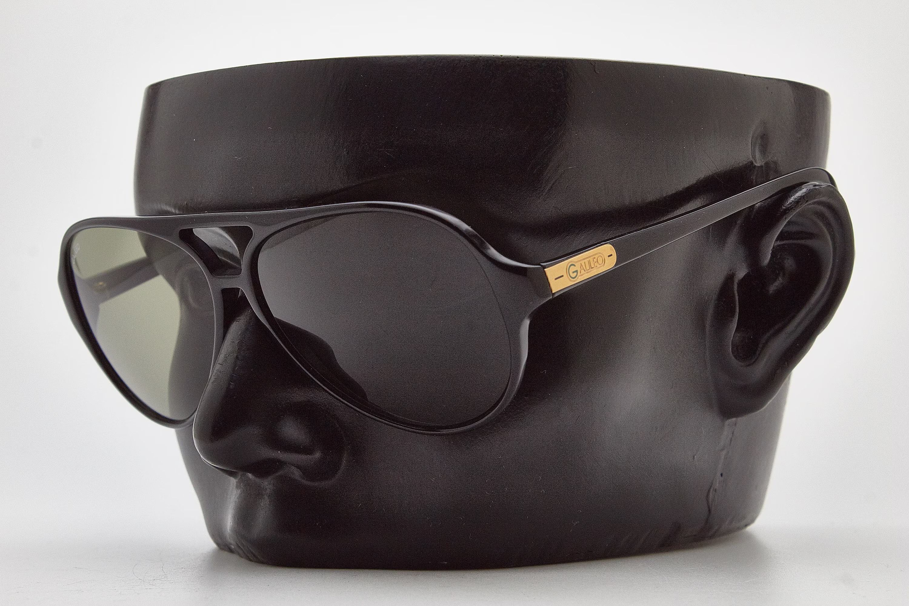 Other GALILEO vintage 80s black oversized classic aviator specs Size ONE SIZE - 9 Thumbnail