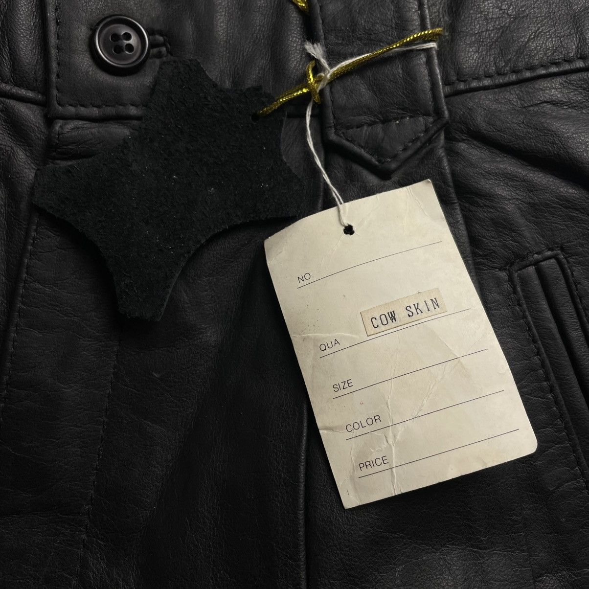 Genuine Leather BRAND NEW OLD STOCK COWHDE GENUINE LEATHER SHORTS Size 24" / US 00 / IT 34 - 19 Thumbnail