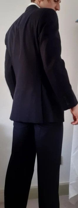 Brioni **SOLD** Brioni x Harrods Double-Breasted Navy Size 50R - 5 Thumbnail