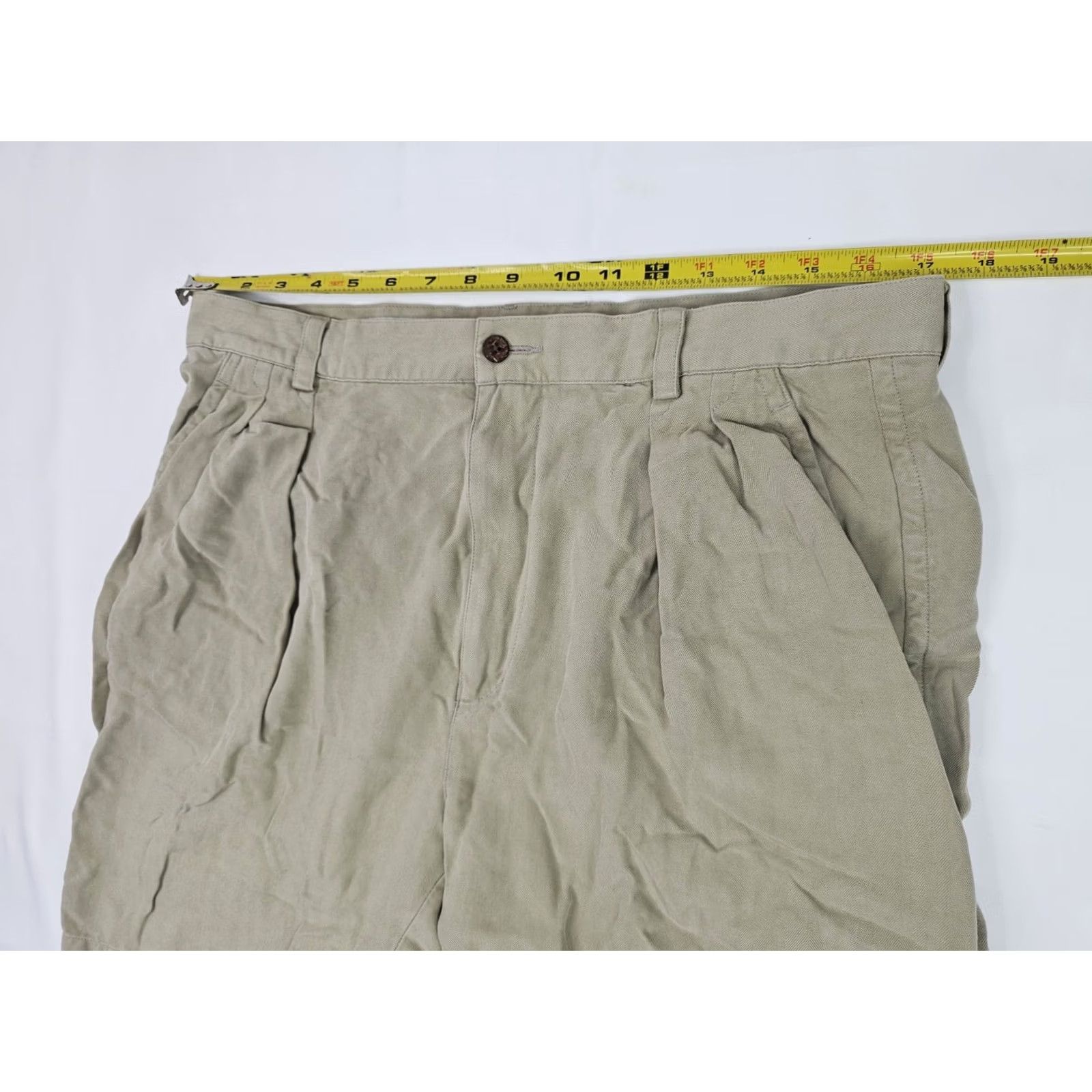 Tommy Bahama VINTAGE Tommy Bahama Short? Size US 35 - 2 Thumbnail