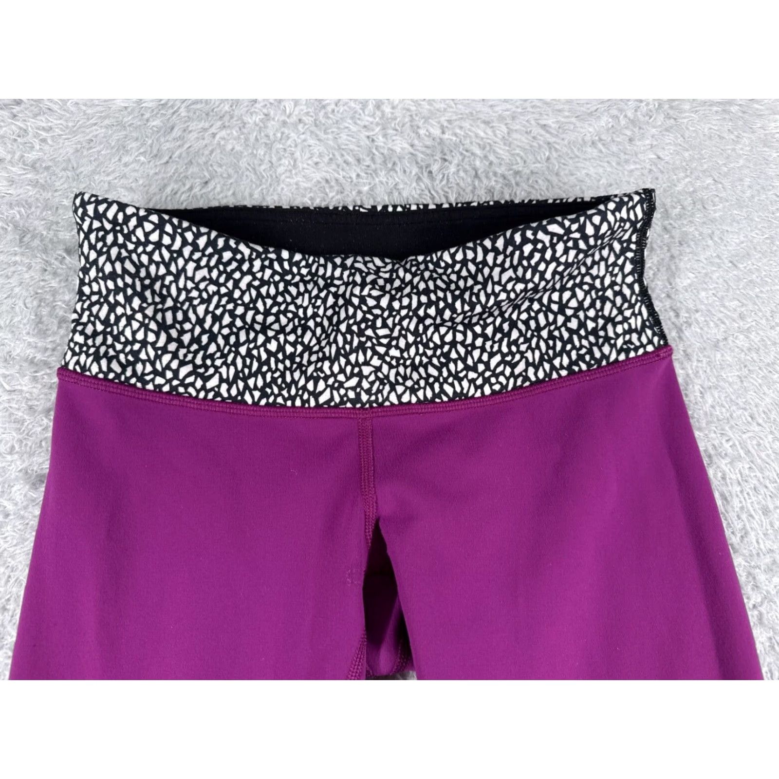 Lululemon Lululemon Pants Womens 4 Purple Wunder Under Pant III Luon Fabric Yoga Gym W5K49 Size 27" / US 4 / IT 40 - 4 Thumbnail