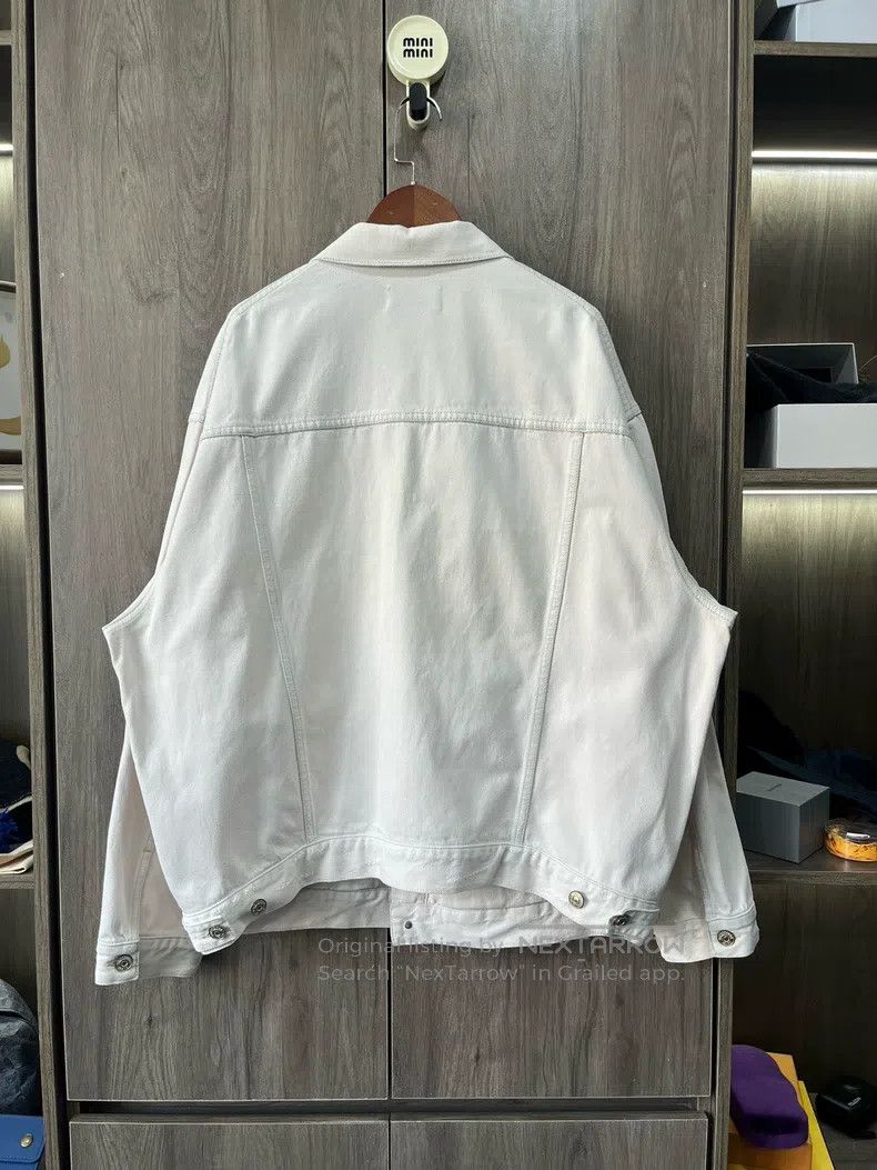 Balenciaga Balenciaga Embroidered white denim jacket Size US XS / EU 42 / 0 - 8 Thumbnail