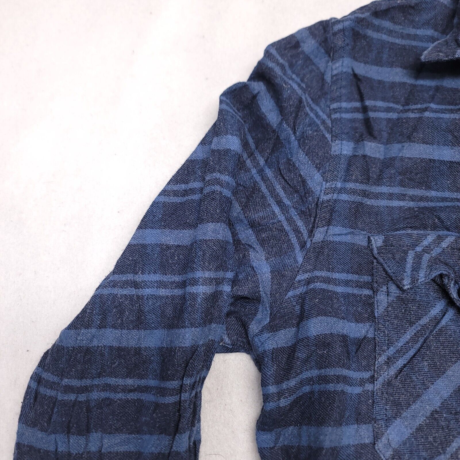 Arizona Jean Co. Arizona Jean Co Flannel Button Up Shirt Mens Size S Blue Size US S / EU 44-46 / 1 - 4 Thumbnail