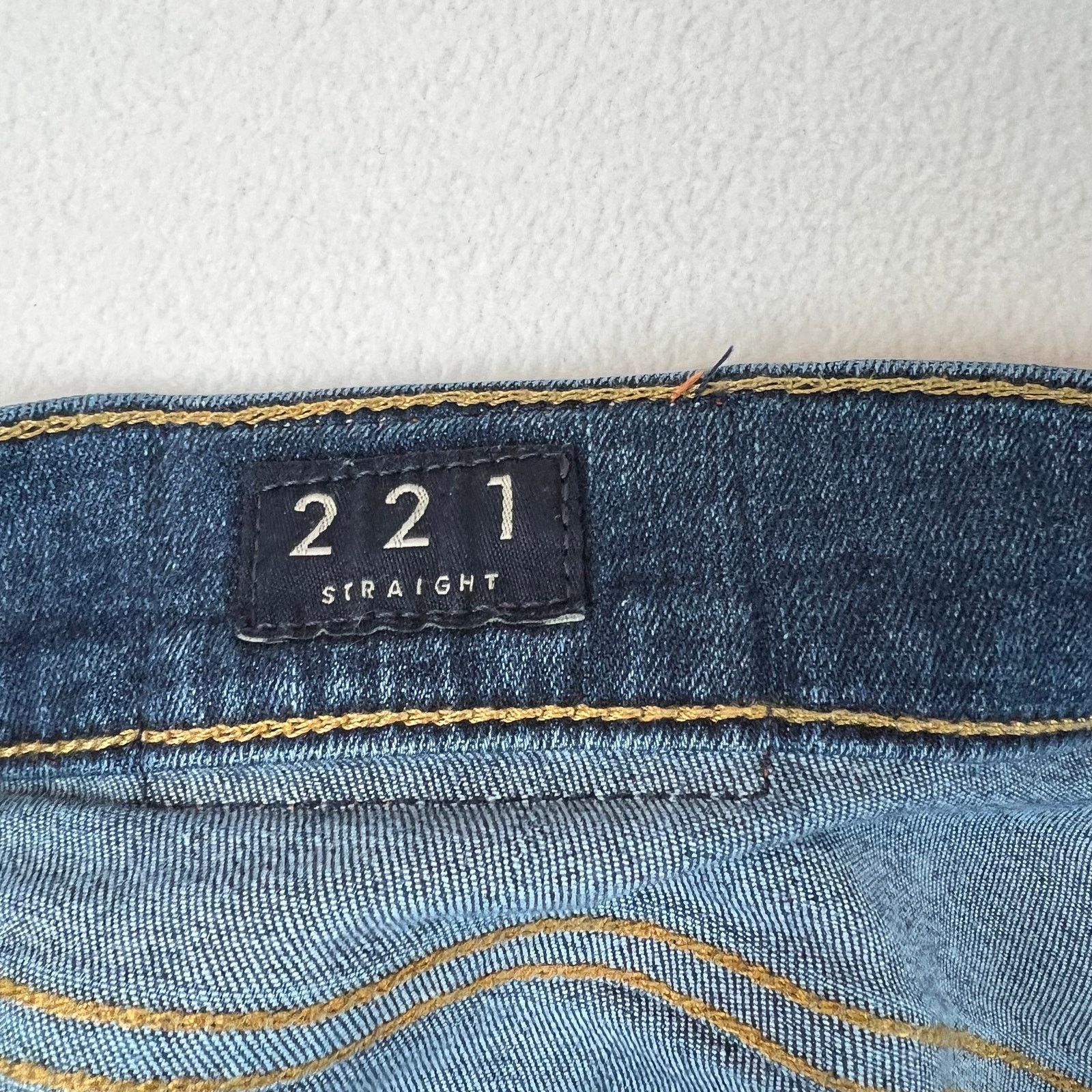 Lucky Brand Lucky Brand Jeans Mens 34x30 Blue 221 Straight Denim Size US 34 / EU 50 - 9 Thumbnail