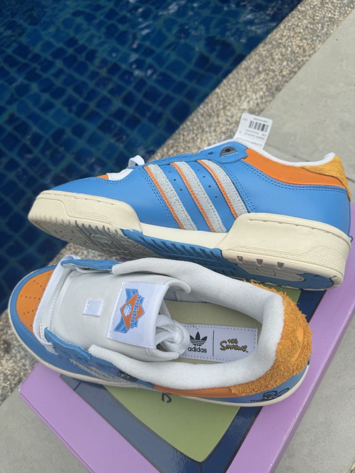 The Simpsons ADIDAS X THE SIMPSONS Size US 9 / EU 42 - 2 Thumbnail