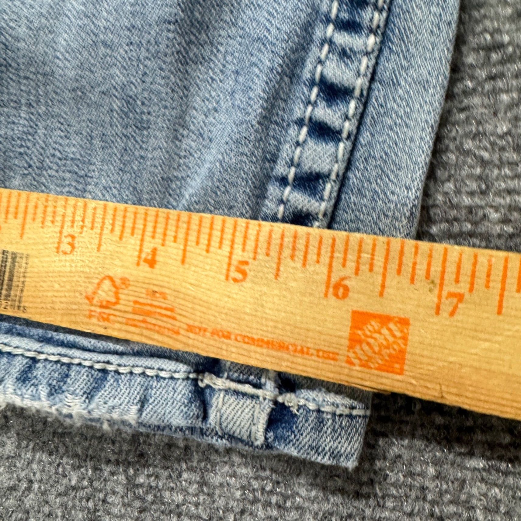 BKE BKE Jeans Women's 26x29 Alec Light Wash Cotton Blend Embroidered Y2K Shirt? Size 26" / US 2 / IT 38 - 7 Thumbnail