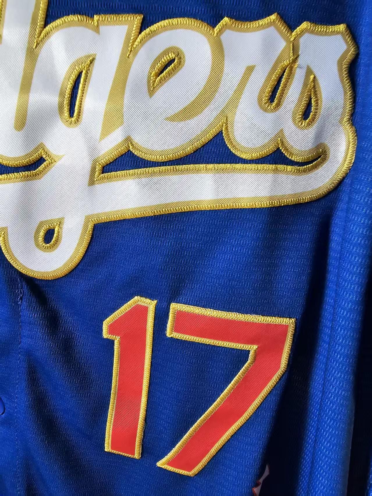 MLB Los Angeles Dodgers #17 Shohei Ohtani Jersey Blue Size US XL / EU 56 / 4 - 5 Thumbnail