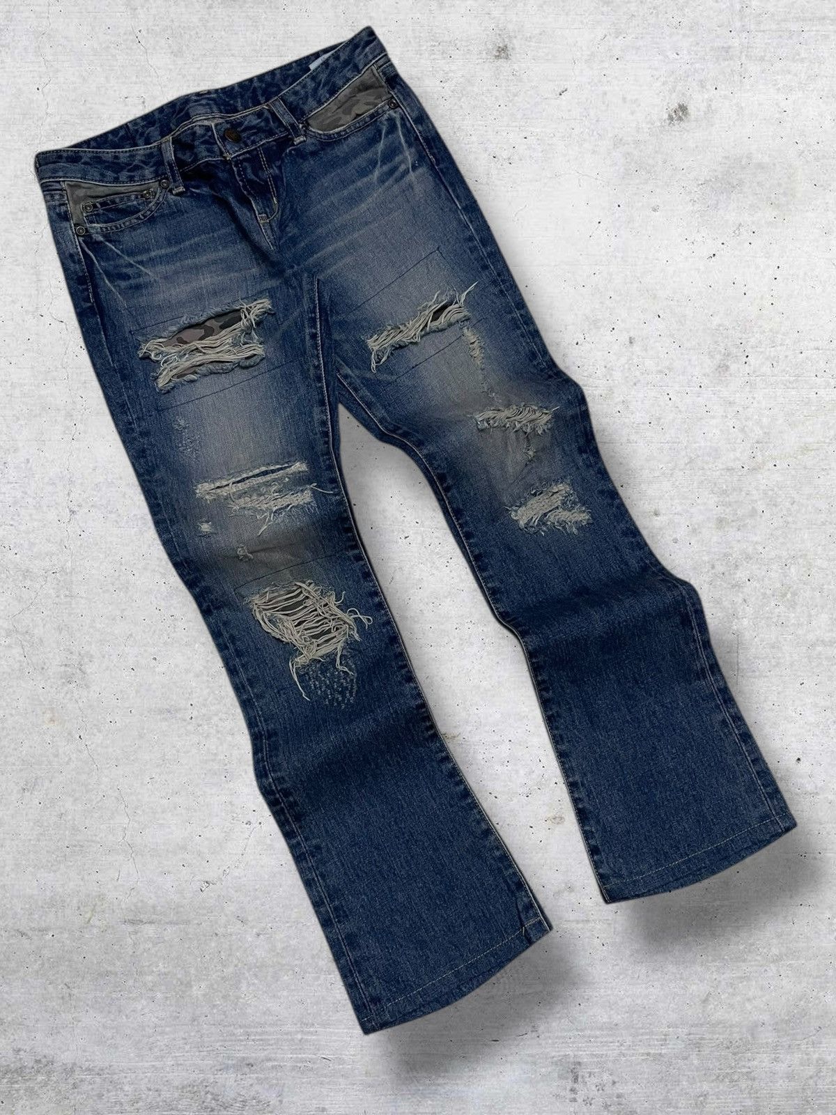 Tornado Mart VINTAGE MOUSSY JAPAN DESIGNER 90S FLARED RIPPED OG DENIM Size US 27 - 2 Thumbnail