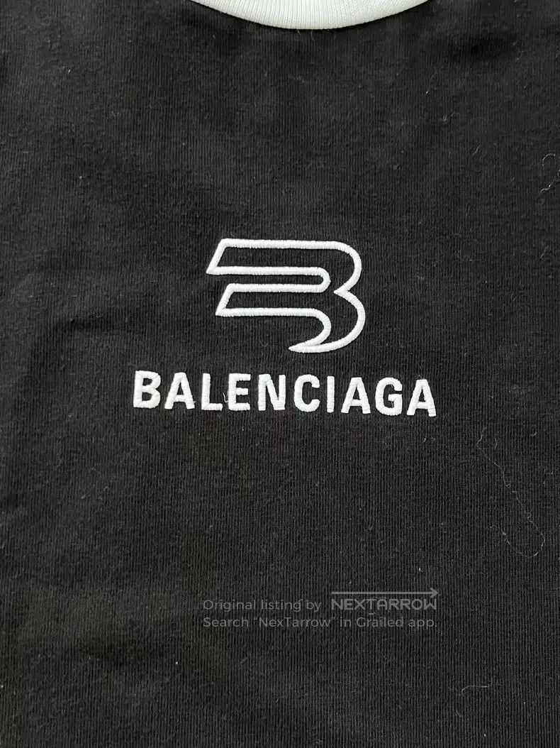Balenciaga Balenciaga Contrast Letter Logo Printed Loose Round Neck C Size US S / EU 44-46 / 1 - 3 Thumbnail