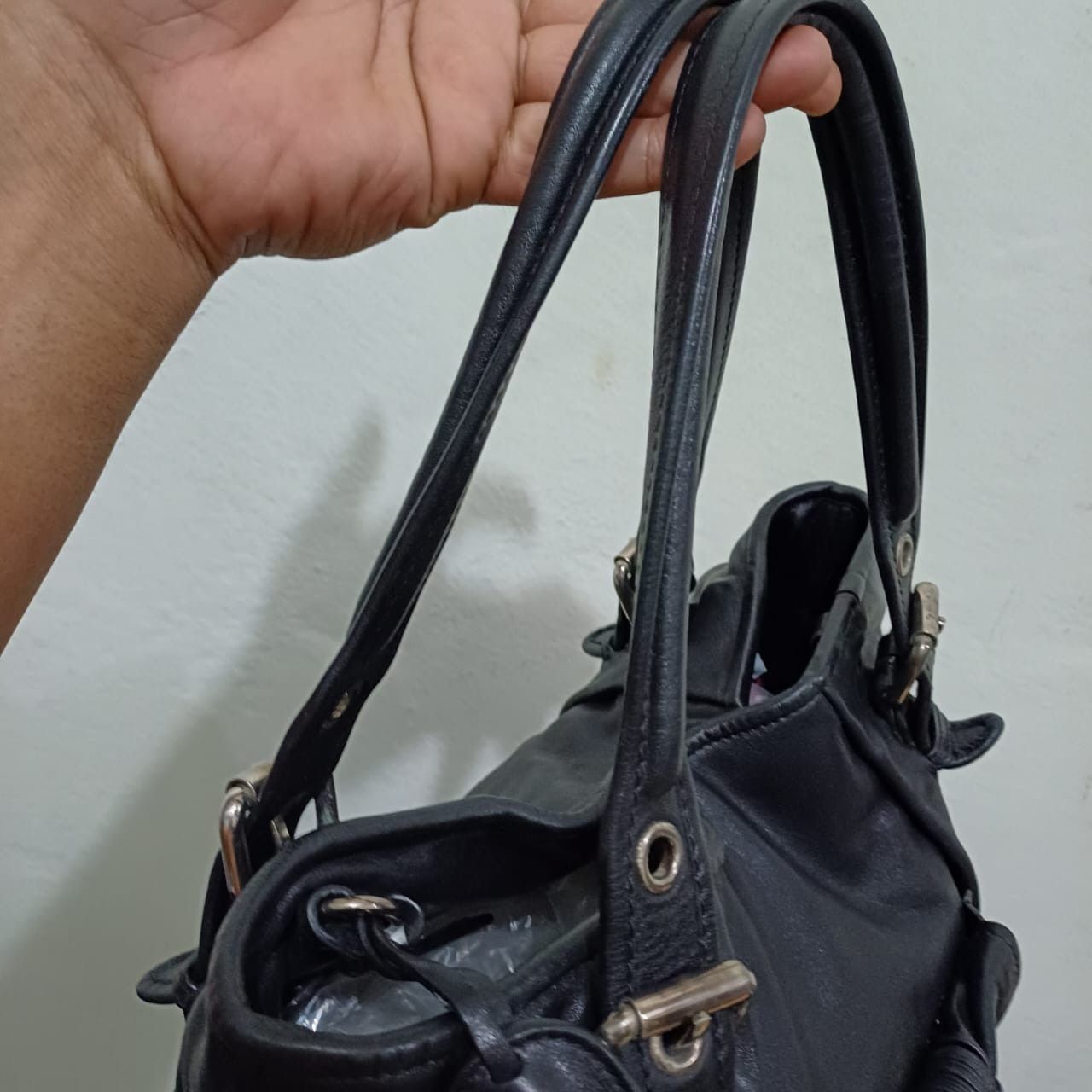 Miu Miu 💥Last Drop💥Vintage Miu Miu Leather Handle Bag Size ONE SIZE - 4 Thumbnail
