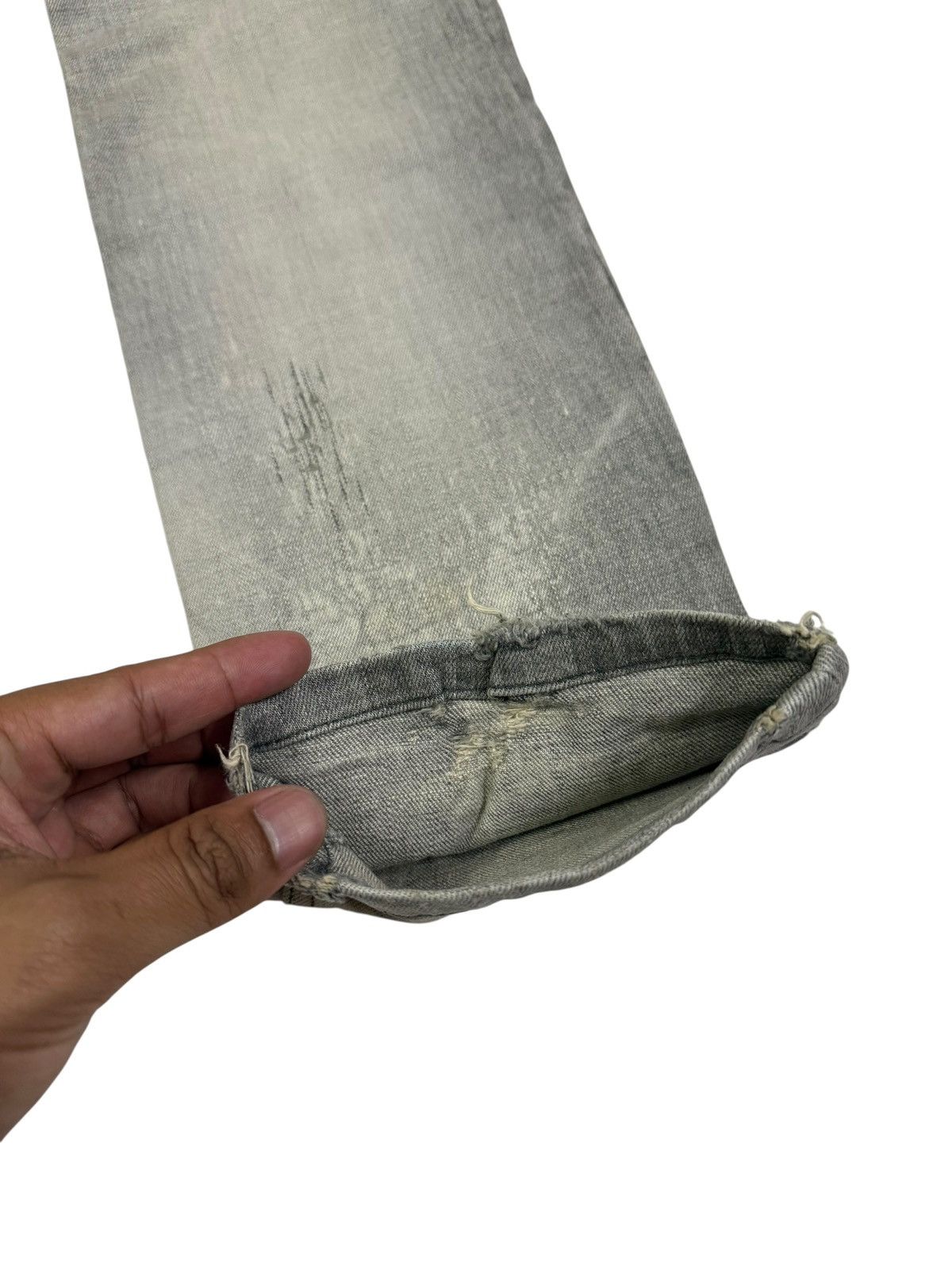 Japanese Brand Japan Made Three Hundred Thirty Days Distressed Denim Jeans Size US 29 - 21 Thumbnail