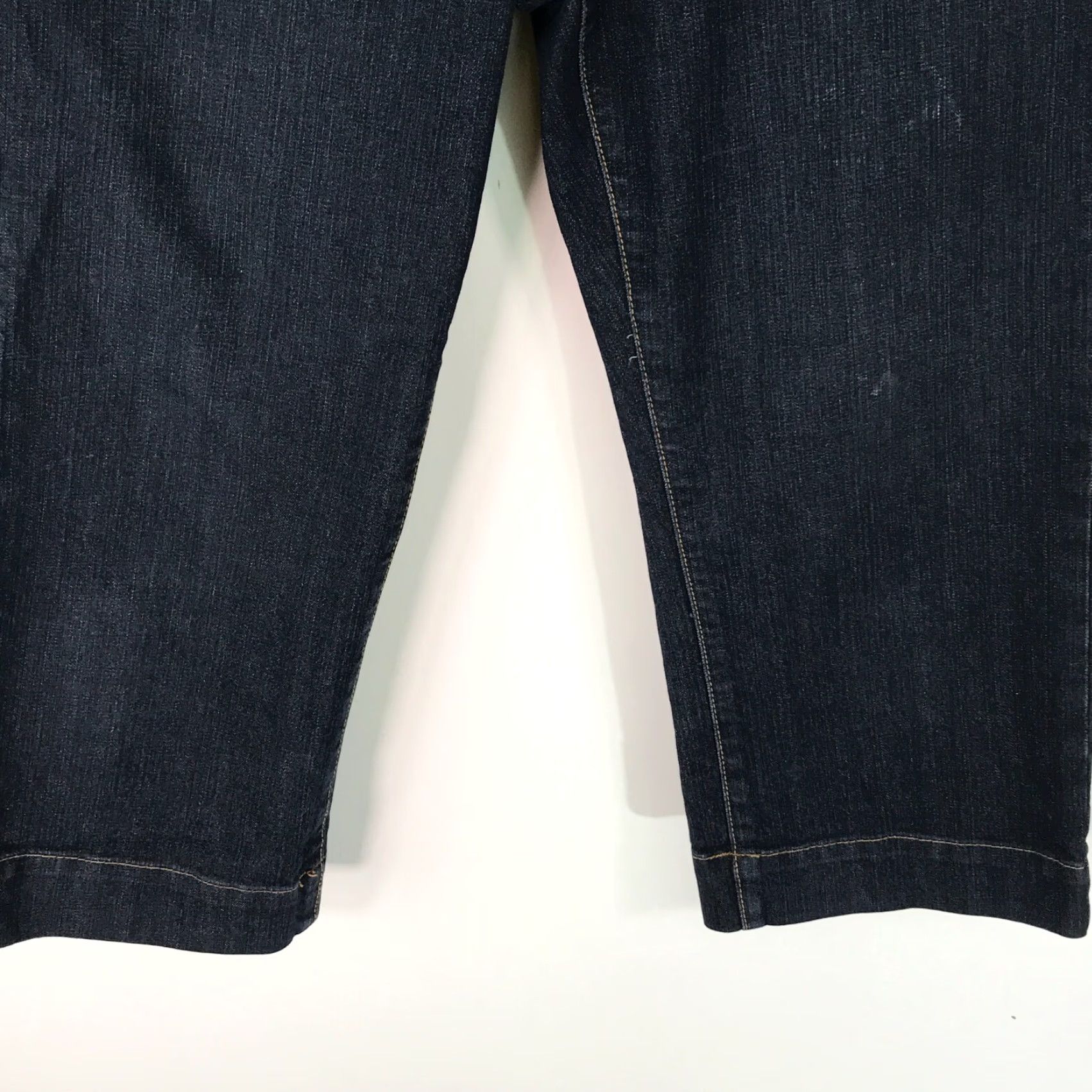 Denime Common Genes Jeans Womens Capri Bermuda Blue Denim Size 8 Regular blue Capri Jeans 8 Womens Size 30" / US 8 / IT 44 - 5 Thumbnail