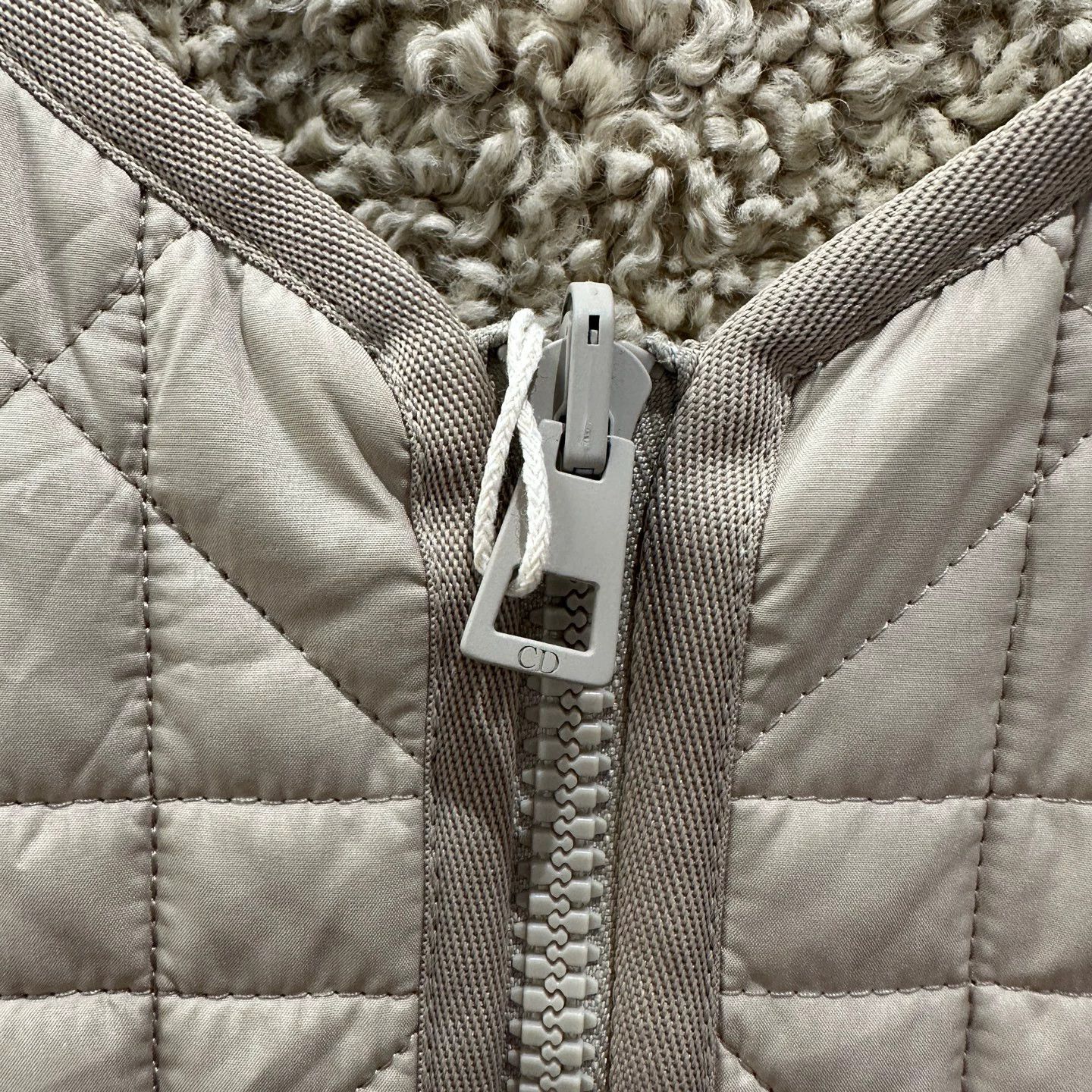 Christian Dior Monsieur CD may876 reversible logo bees teddy vest M Size US M / EU 48-50 / 2 - 6 Thumbnail