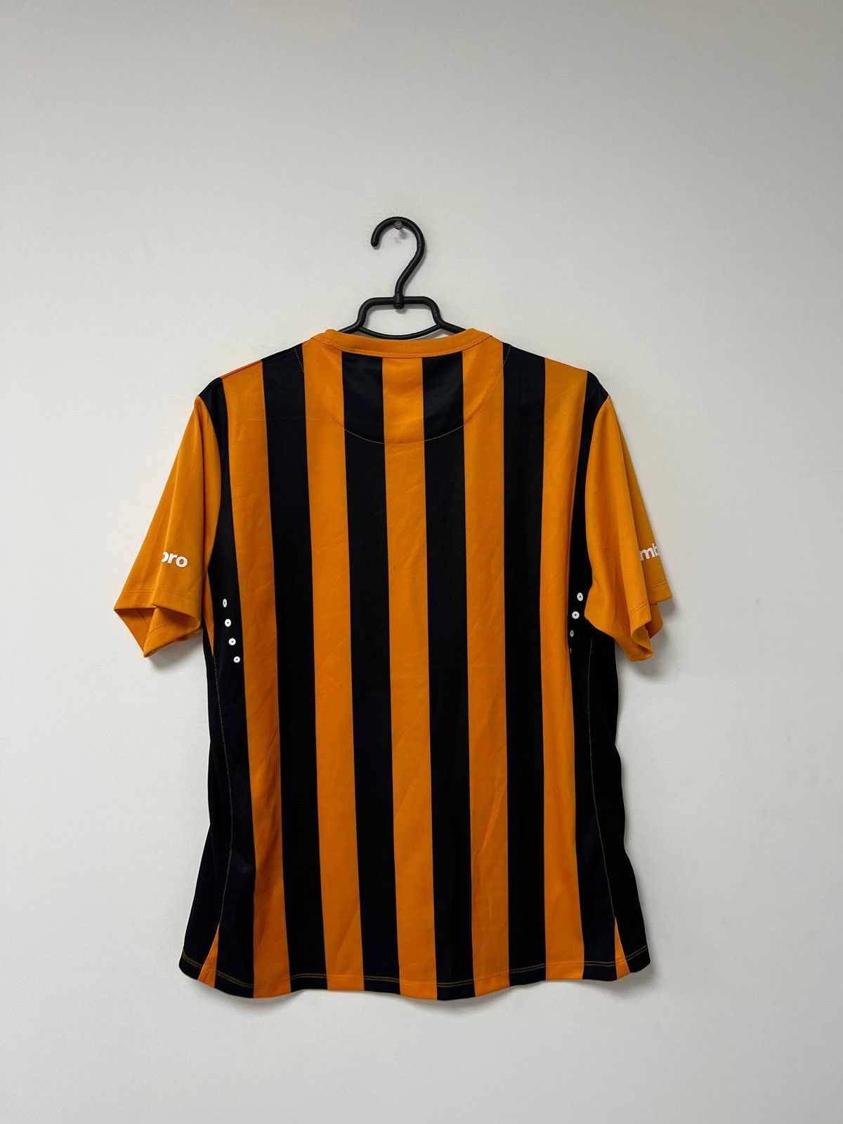 Umbro Vintage Hull City 2014/2015 Soccer Football Shirt Umbro XL Size US XL / EU 56 / 4 - 16 Thumbnail