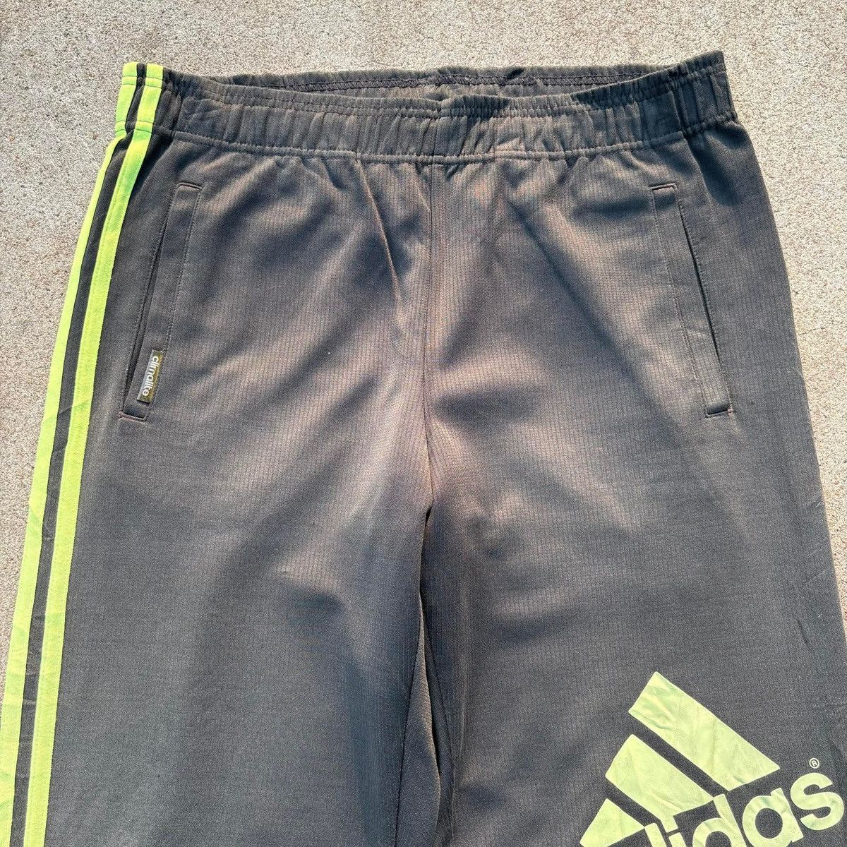 Adidas ❌SOLD❌Adidas Grey Track Pants Neon Stripe Size US 32 / EU 48 - 8 Thumbnail