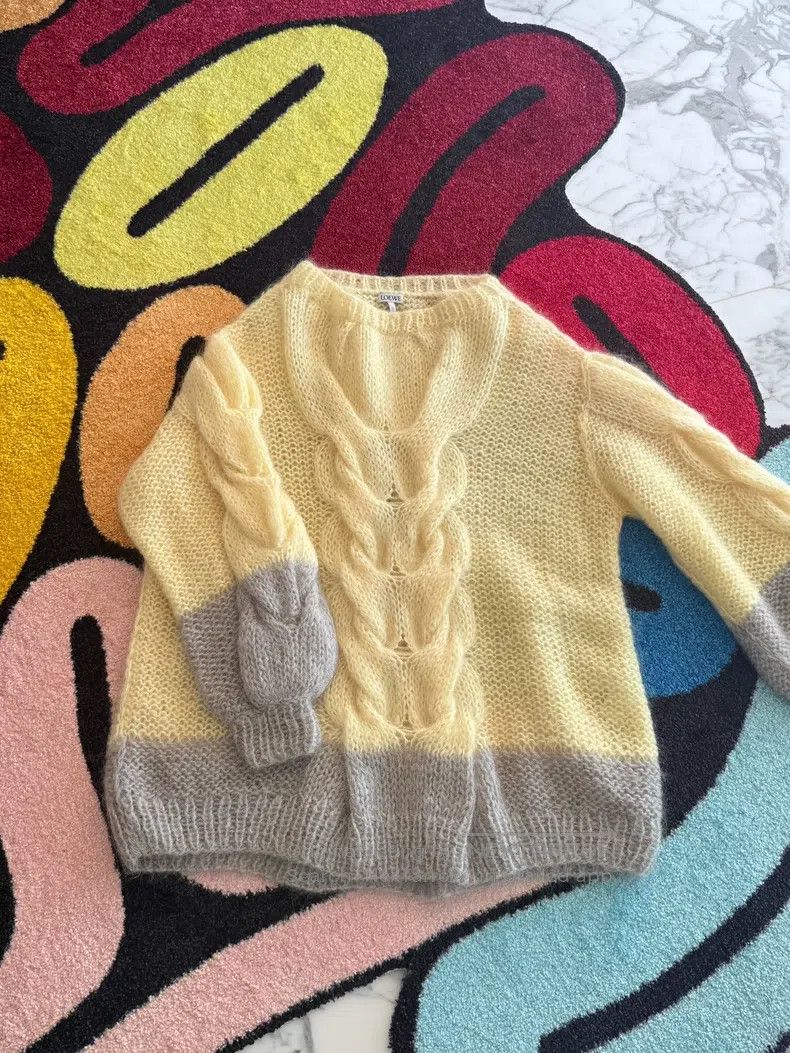 Loewe Loewe Color-blocked sweater Size XS / US 0-2 / IT 36-38 - 1 Thumbnail