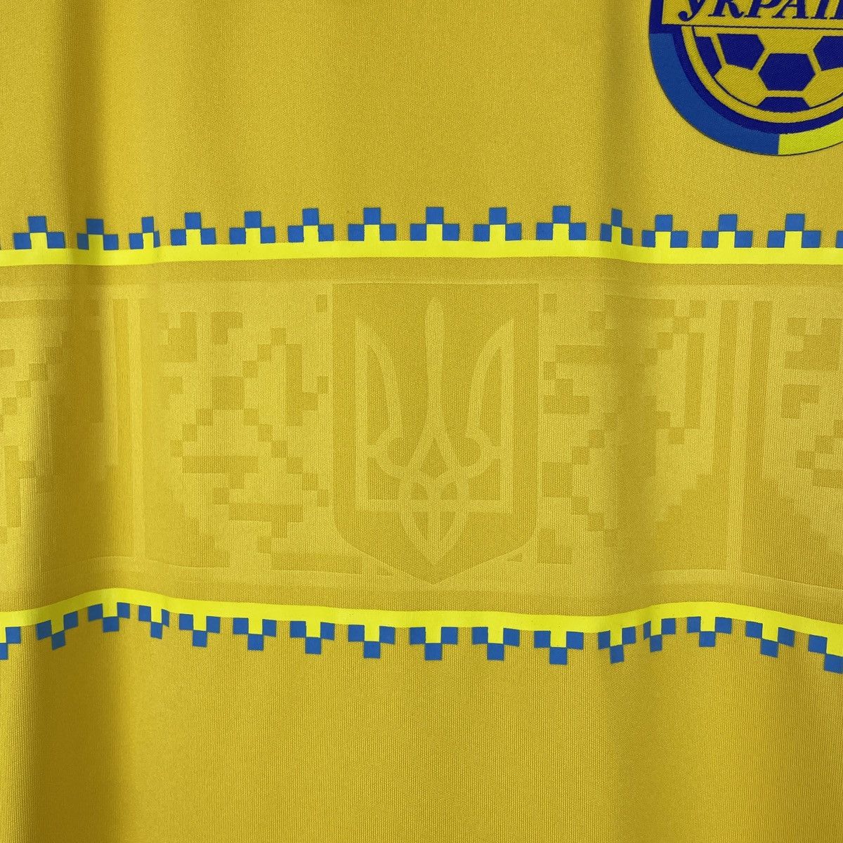 Adidas Ukraine National Team Home Genuine Jersey Shirt Euro 2012 M Size US M / EU 48-50 / 2 - 4 Thumbnail