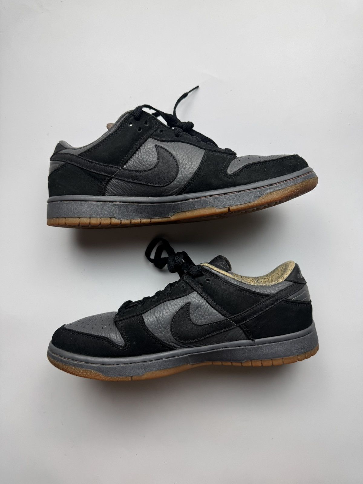 Nike 2003 Nike Dunk Low Pro Black Graphite Gum Size US 9 / EU 42 - 3 Thumbnail