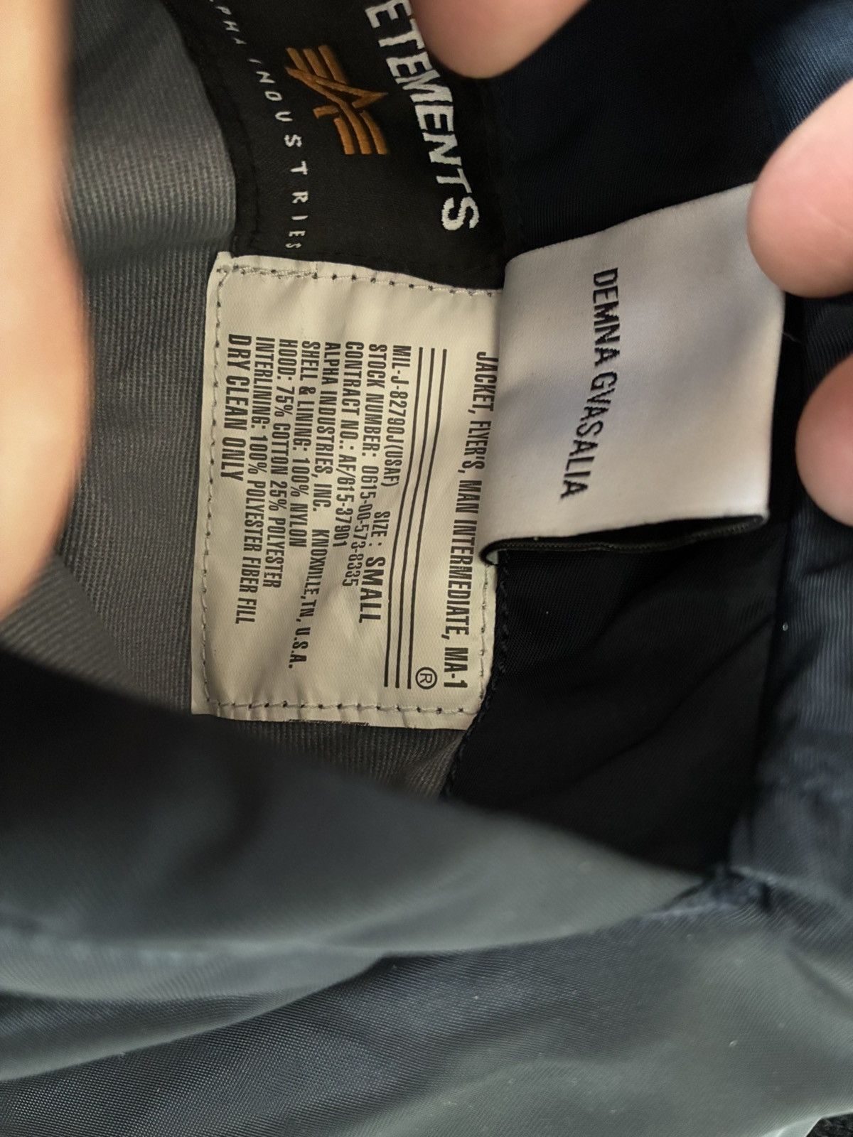 Vetements Vetements university bomber jacket Size US S / EU 44-46 / 1 - 14 Thumbnail