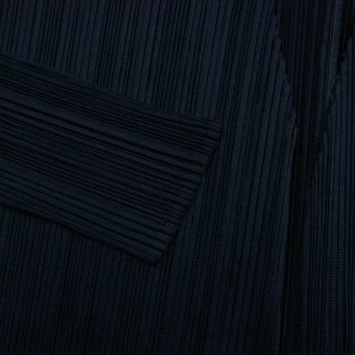 Issey Miyake Issey Miyake size；3 Black pleated cardigan Size XS / US 0-2 / IT 36-38 - 6 Thumbnail