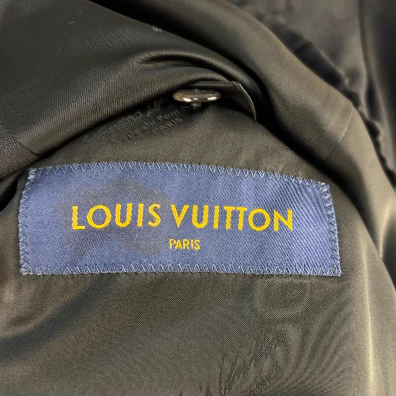 Louis Vuitton Louis Vuitton Dark print print embroidered logo jacket Size US L / EU 52-54 / 3 - 4 Thumbnail