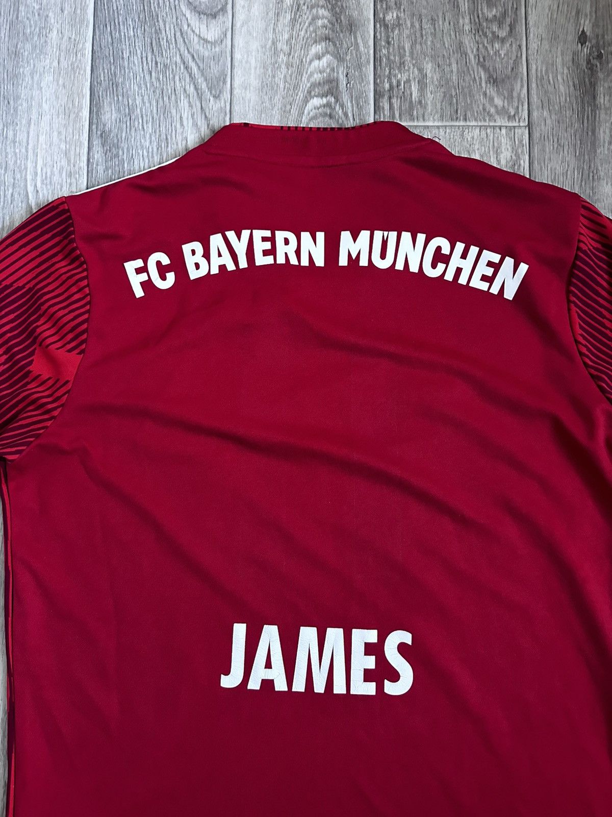 Adidas Adidas FC Bayern München Home Jersey 2018/19 James Rodríguez Size US M / EU 48-50 / 2 - 14 Thumbnail
