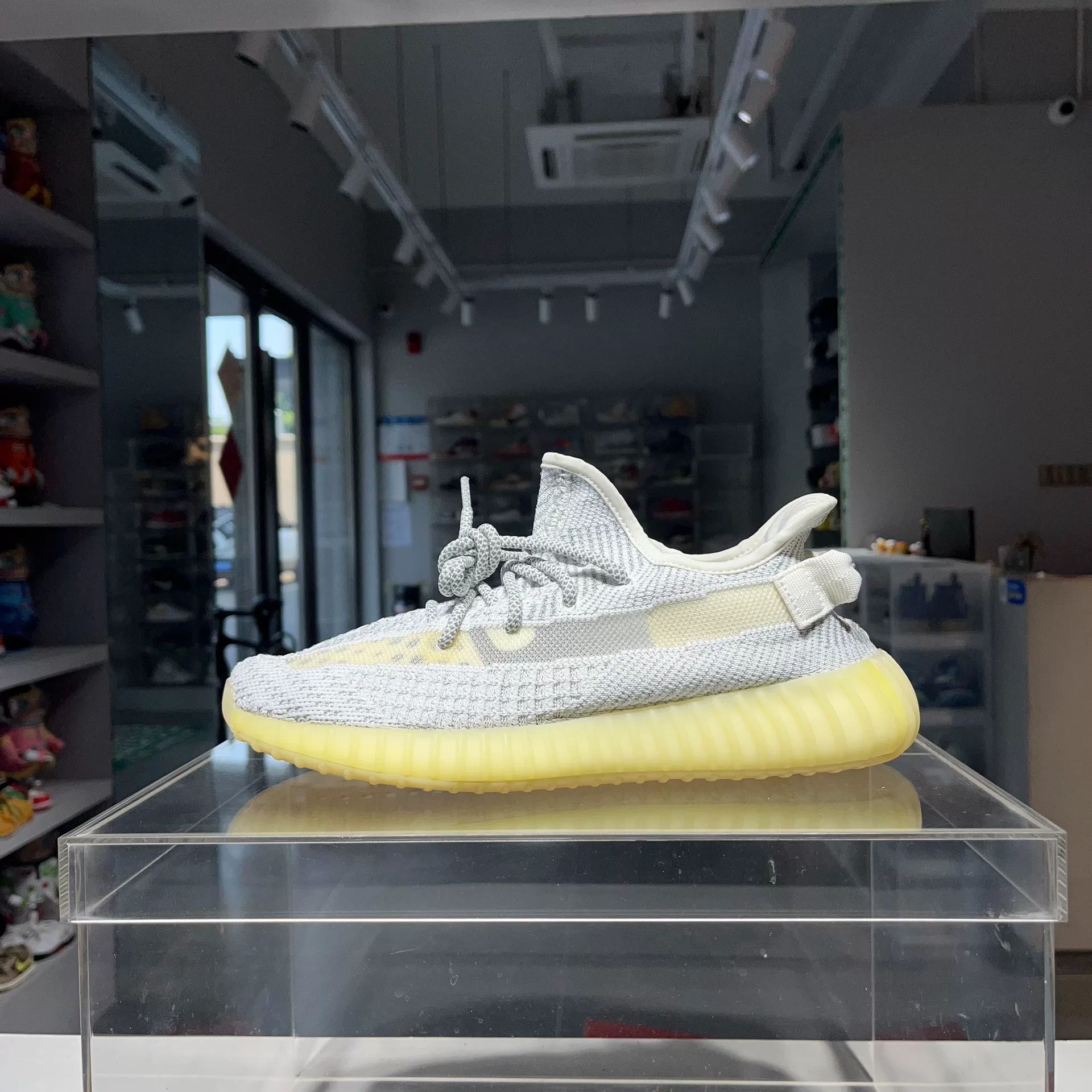 Adidas Adidas YEEZY White Lowtop Sneakers 9.5 Men Size US 9.5 / EU 42-43 - 1 Thumbnail