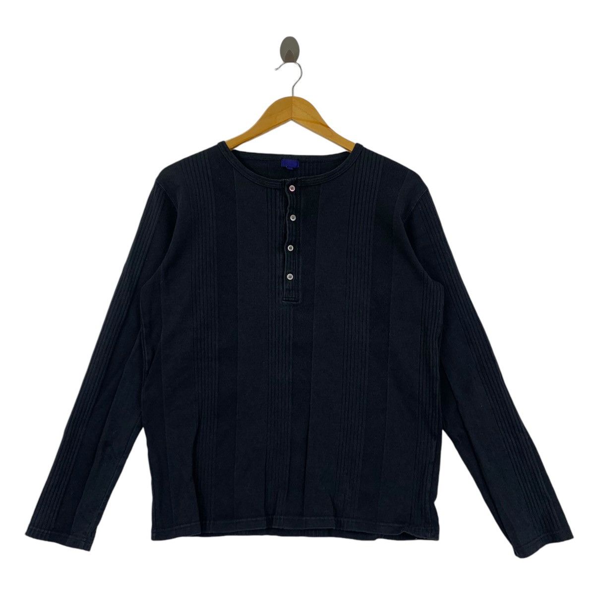 Beams Plus Vintage BEAMS PLUS JAPAN Minimalist Design Henley Tee Shirt Size M / US 6-8 / IT 42-44 - 1 Thumbnail