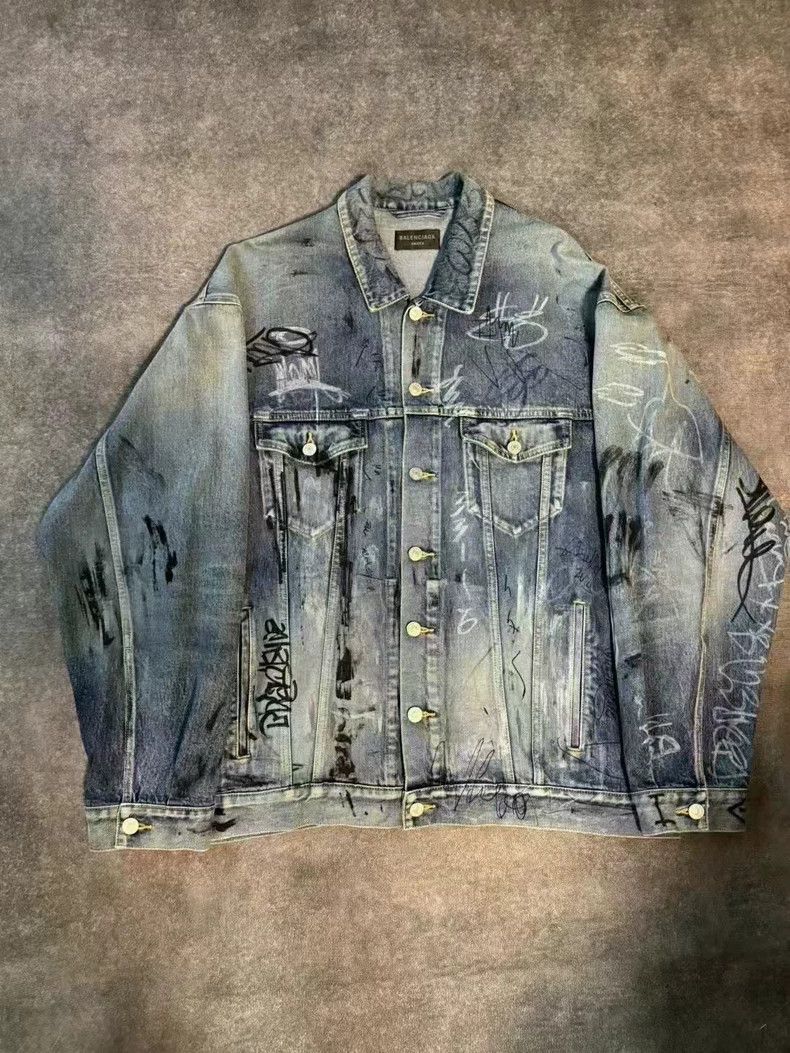 Balenciaga Balenciaga Blue graffiti denim jacket coat Size US M / EU 48-50 / 2 - 1 Thumbnail