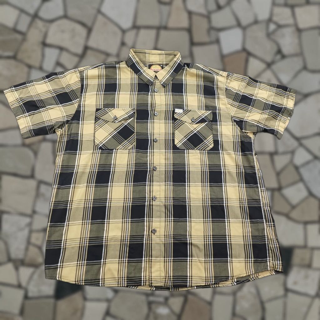Vintage Dixxon Flannel Shirt Mens 4XL Black Beige Plaid Drexyl Bamboo Blend Short Sleeve Size US XXL / EU 58 / 5 - 1 Thumbnail