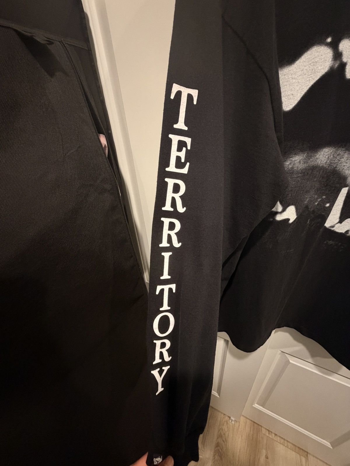Tuff Crowd Tuff Crowd Hostile Territory Long Sleeve- XL Size US XL / EU 56 / 4 - 4 Thumbnail