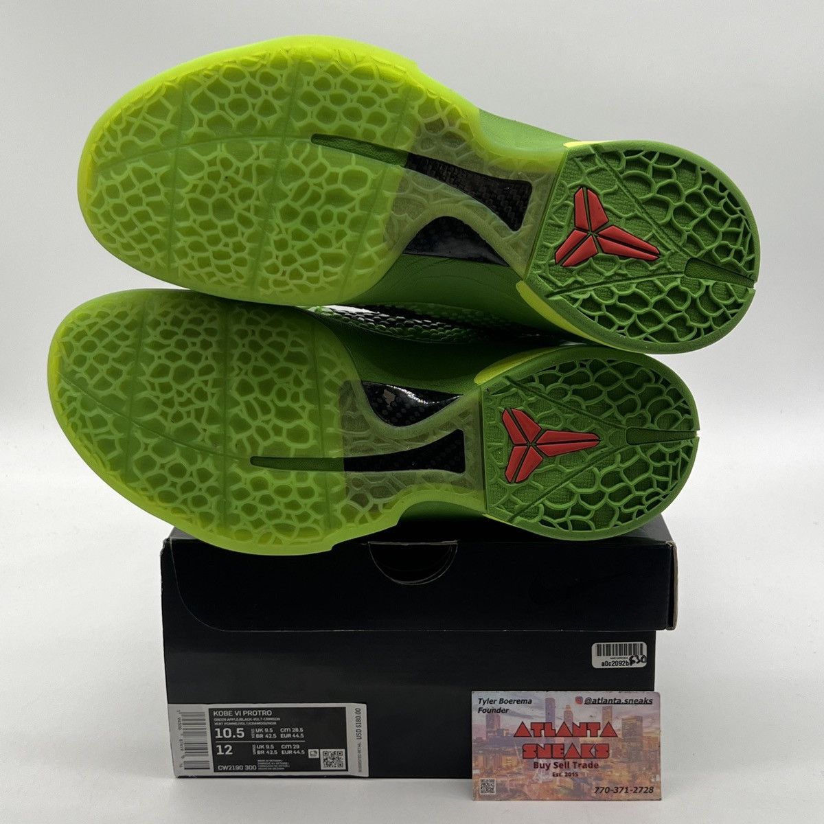 Nike Zoom Kobe 6 protro grinch Size US 10.5 / EU 43-44 - 8 Thumbnail