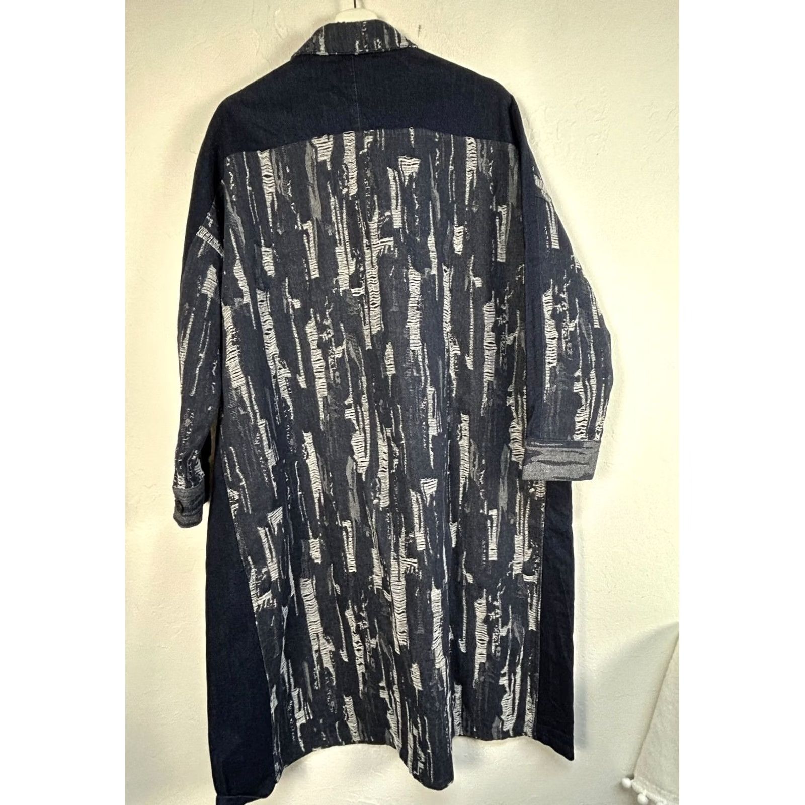 Denime AKII Womens Button Front Distressed Denim Oversized Shirt Dress Blue Pocket Shirt Dress Womens Boys Girls Size ONE SIZE - 2 Thumbnail