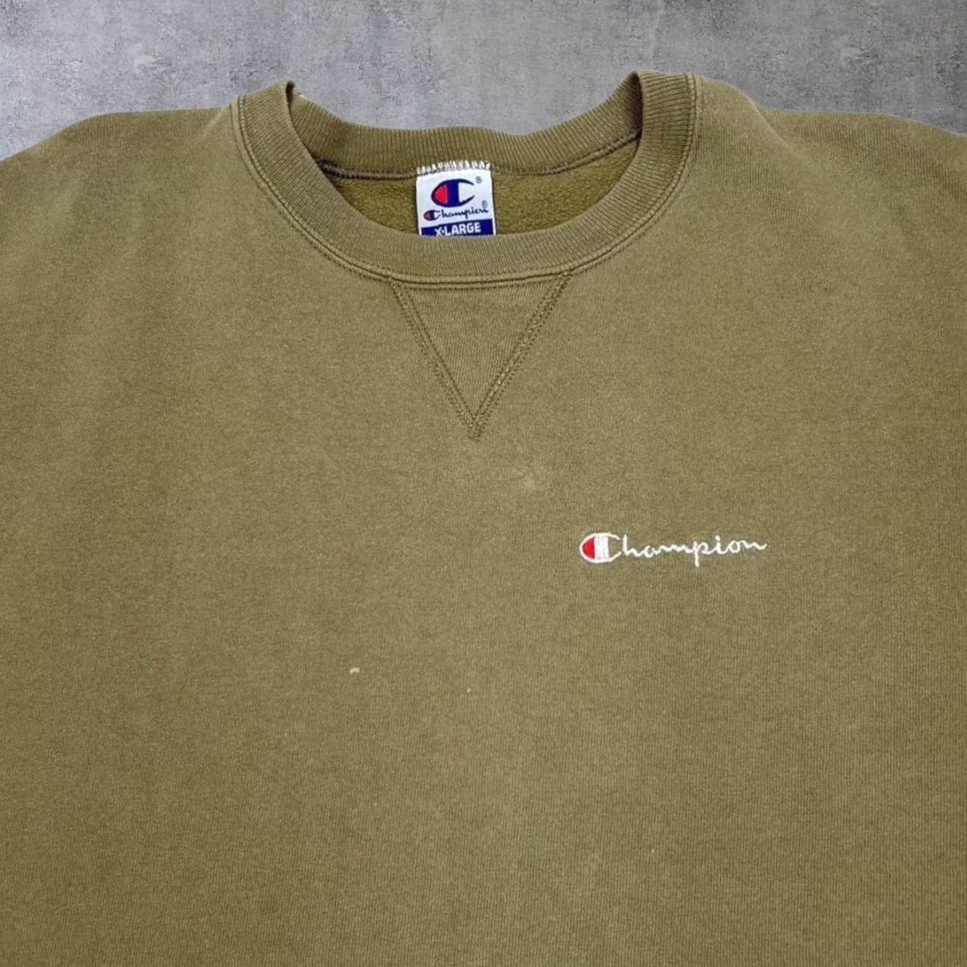 Champion VINTAGE Champion Embroidered Sweatshirt Khaki Green Distressed XL Mens Pullover Crew Neck Cap Size US XL / EU 56 / 4 - 4 Thumbnail