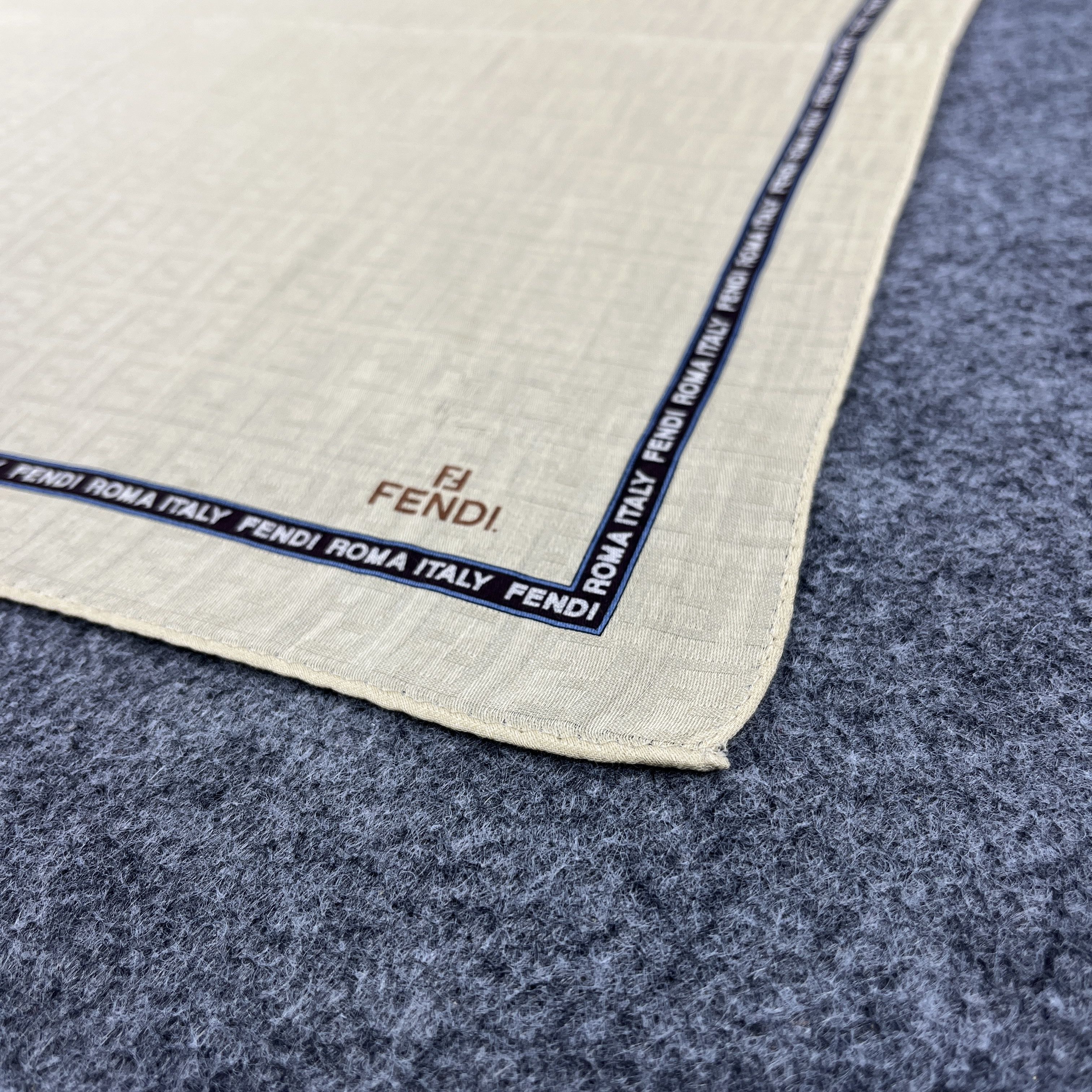 Other FendiHandkerchief / Bandana / Neckerchief B1670 Size ONE SIZE - 5 Thumbnail