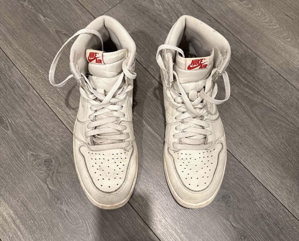 Nike Air Jordan 1 retro High OG ‘Sail’ Size US 10.5 / EU 43-44 - 3 Thumbnail