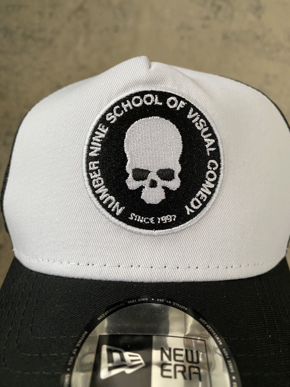 New Era × Number (N)ine Number (N)ine x New Era SOVC Trucker Cap White/Black Size ONE SIZE - 2 Thumbnail