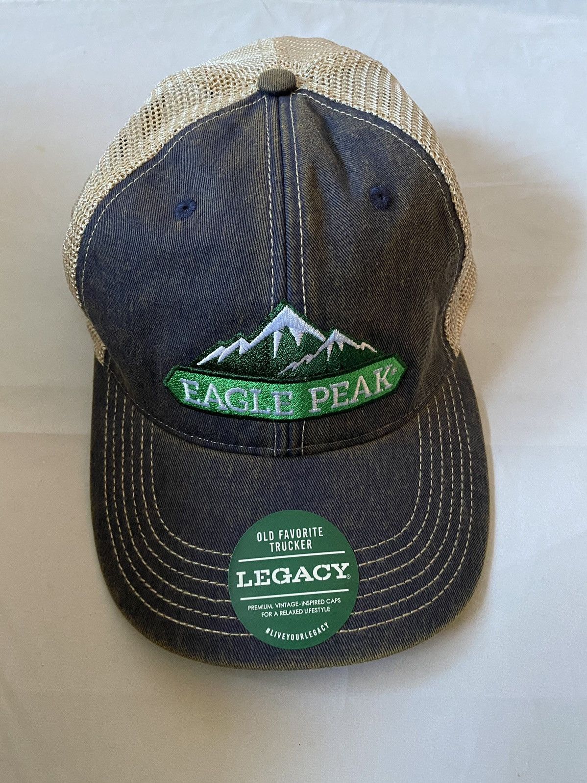 Ford × Levi's Vintage Clothing Eagle peak denim trucker hat brand new NWT Size ONE SIZE - 1 Thumbnail